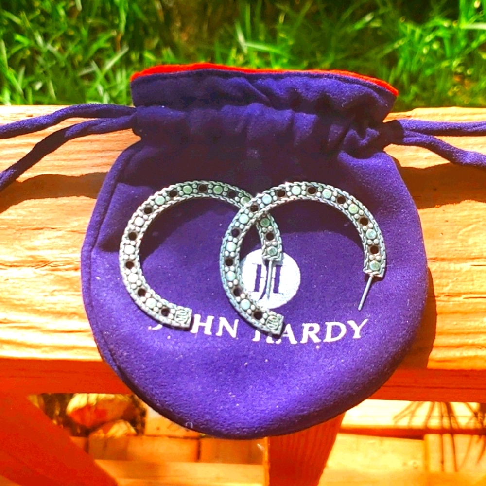 John Hardy Rare dot hoop earrings with Pouch